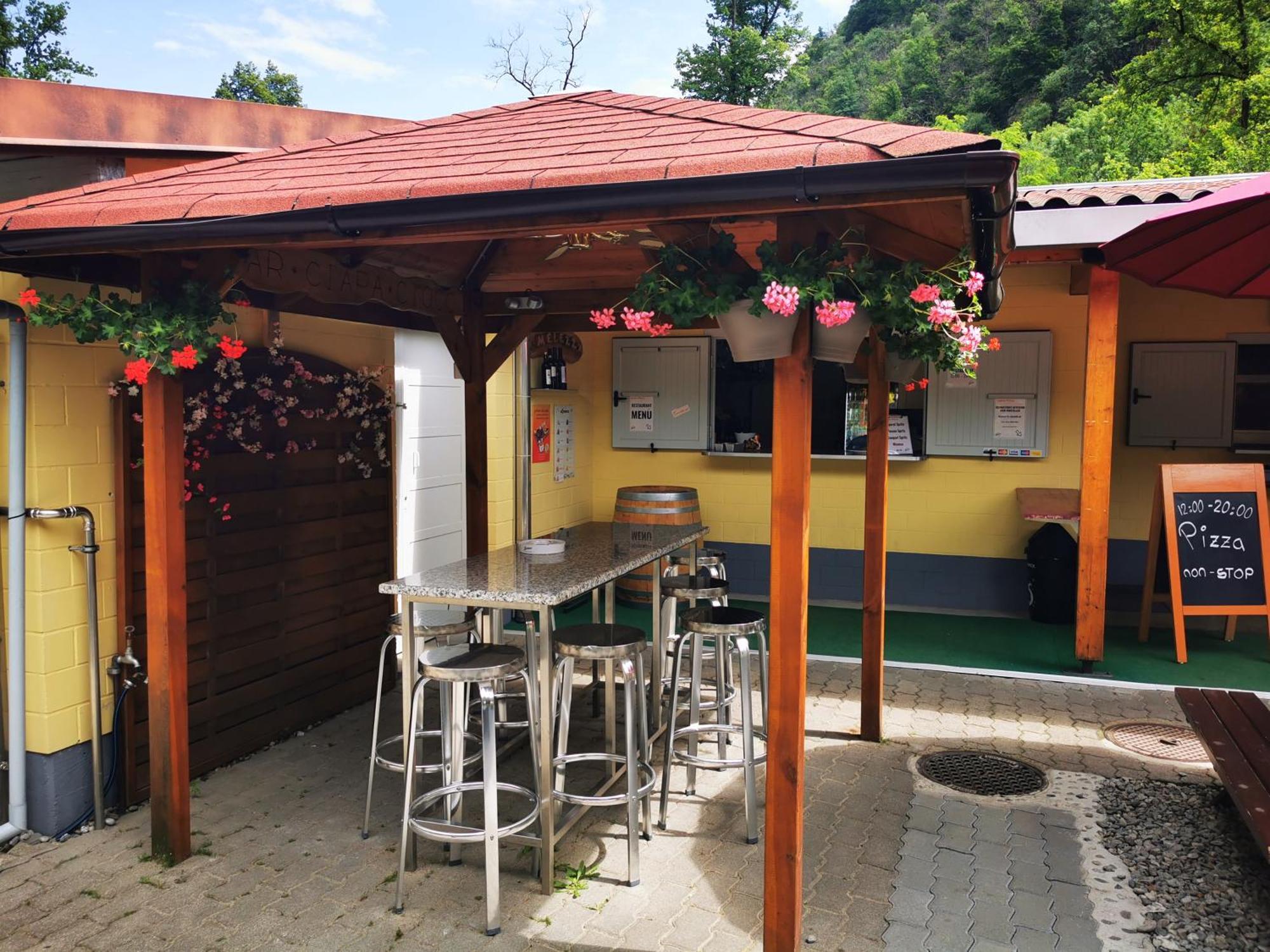 Camping Melezza Losone Exterior foto